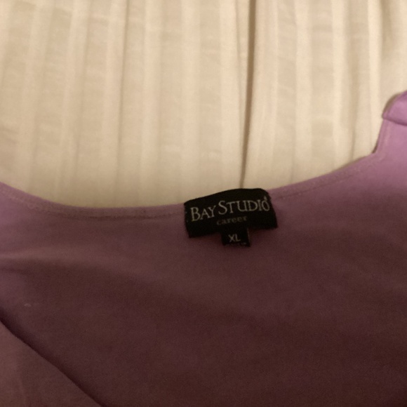 Bay studio purple top - Picture 1 of 3